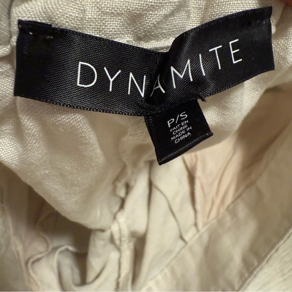 Dynamite Mabel Flowy Linen Short in Rainy Day Beige - Picture 7 of 9